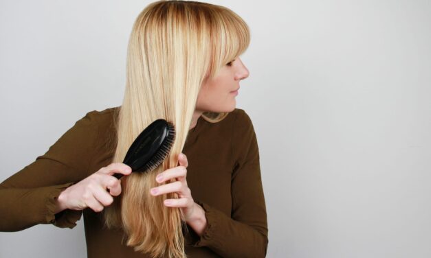 How to brush your hair, according to your hair type
