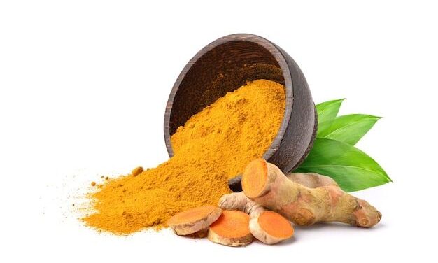 The Benefits of Turmeric for Your Skin: How to Use It and What to Avoid