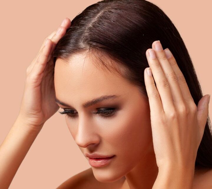 How to Treat and Prevent Itchy & Flaky Scalp in Winter